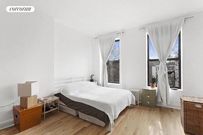 653 Greene Ave in Brooklyn, NY - Building Photo - Building Photo