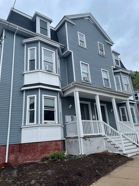 18 Belmont St, Unit #1