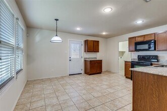 16333 Severn Ln in Justin, TX - Building Photo - Building Photo