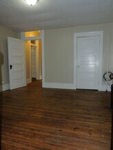 709 Court St in Maryville, TN - Foto de edificio - Building Photo