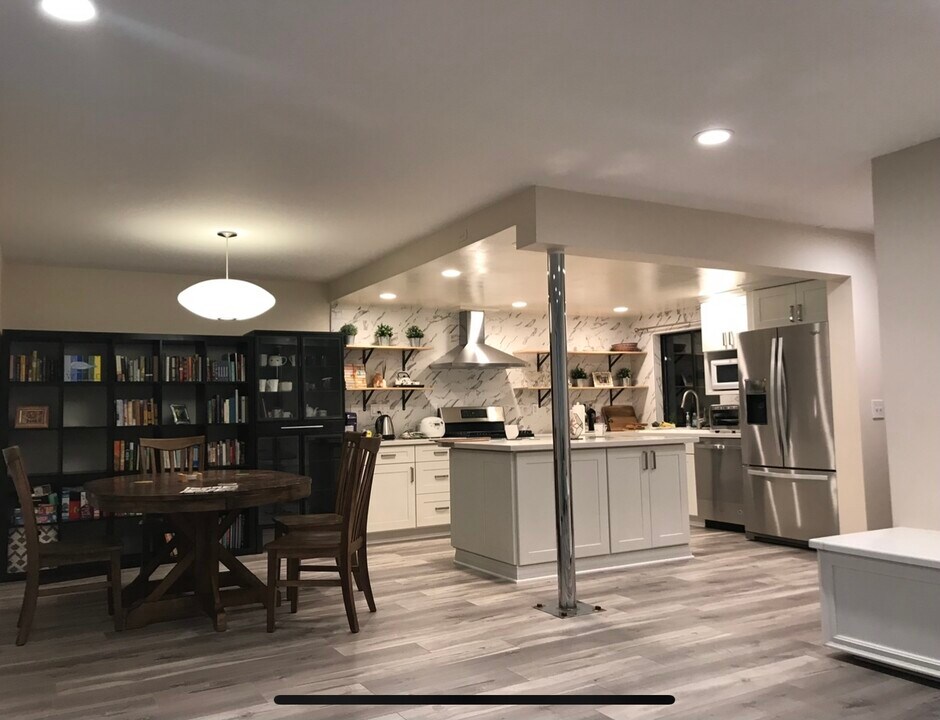 2032 E Bermuda St, Unit 104 in Long Beach, CA - Building Photo