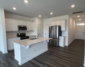 118 Florida St in Lillington, NC - Building Photo - Building Photo