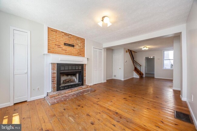 property at 206 E Cross St