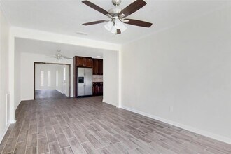 112 Brigadoon Ln in Friendswood, TX - Building Photo - Building Photo
