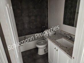 202 N Getzendaner St in Waxahachie, TX - Building Photo - Building Photo