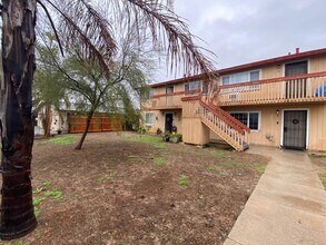 15156 Elm Ct in Moreno Valley, CA - Building Photo - Building Photo