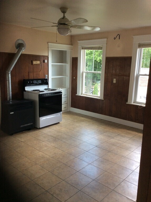 26 Fairfax Rd, Unit 3 in Worcester, MA - Building Photo - Building Photo