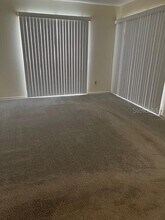 4327 Longmeadow in Sarasota, FL - Building Photo - Building Photo