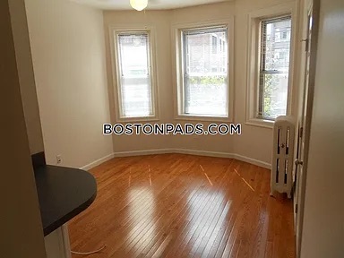 33 Edgerly Rd, Unit 14 in Boston, MA - Building Photo