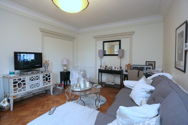 Algonquin Apartments in Baltimore, MD - Foto de edificio - Interior Photo