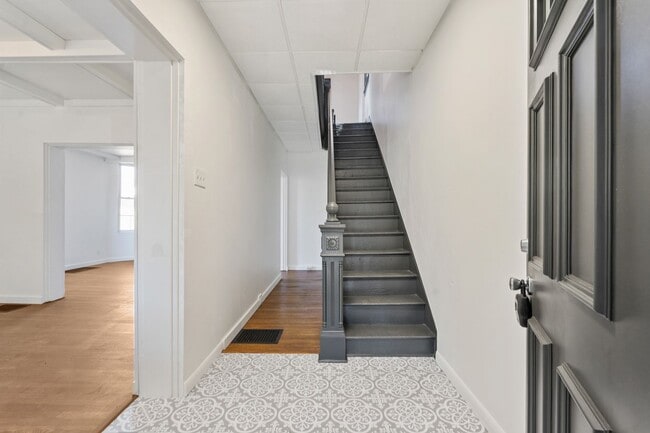 215 Winston St in Pittsburgh, PA - Building Photo - Building Photo