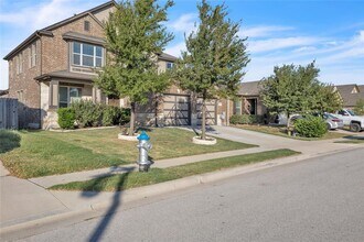 709 Vaughn St in Georgetown, TX - Foto de edificio - Building Photo
