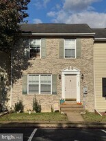 133 Equestrian Dr in Stephens City, VA - Building Photo