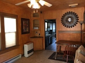 269 High School Dr in Bishop, CA - Building Photo - Building Photo