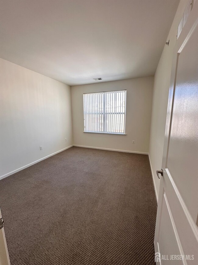 365 Lehigh Ave in Perth Amboy, NJ - Building Photo - Building Photo