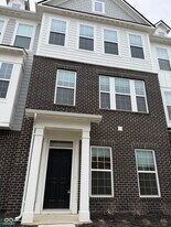 14517 Pomona Ln in Carmel, IN - Building Photo