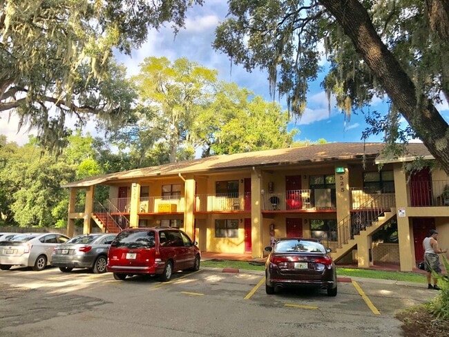 property at 525 N Morgan Ave