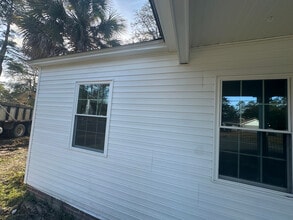 1003 N Young St in Thomasville, GA - Foto de edificio - Building Photo