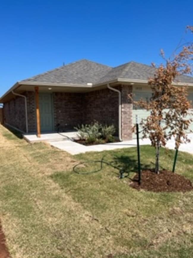 property at 19533 Conway Dr