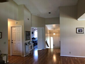 22 Lexington Ln W in Palm Beach Gardens, FL - Building Photo - Building Photo