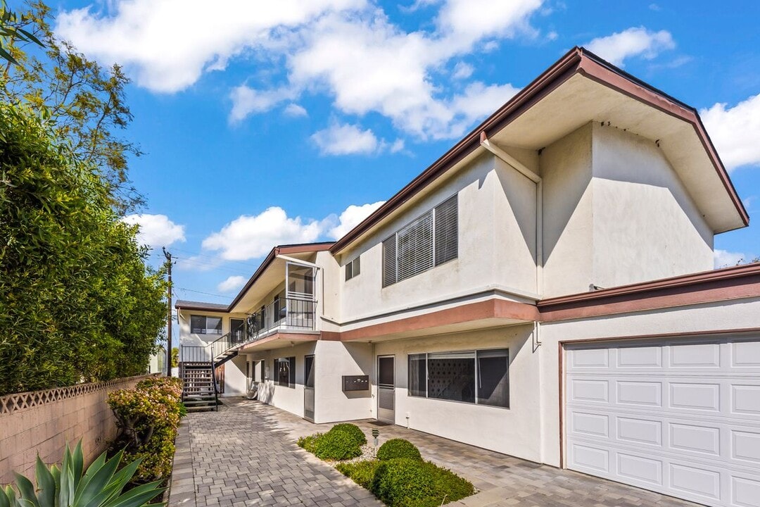 1015 Ashland Ave in Santa Monica, CA - Foto de edificio