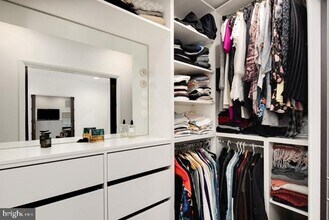 3299 K St NW in Washington, DC - Building Photo - Building Photo