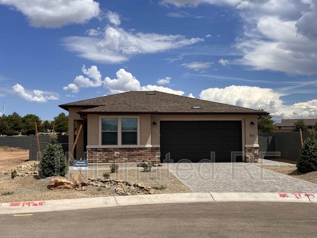 7761 E Annabel Way in Prescott Valley, AZ - Building Photo - Building Photo
