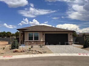 7761 E Annabel Way in Prescott Valley, AZ - Building Photo - Building Photo