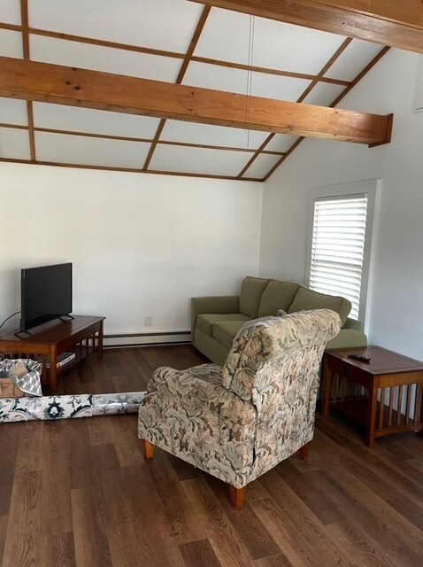 590 County Highway 26, Unit B in Fly Creek, NY - Foto de edificio