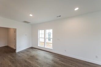 1025 Highgrove Hts NW in Harvest, AL - Building Photo - Building Photo