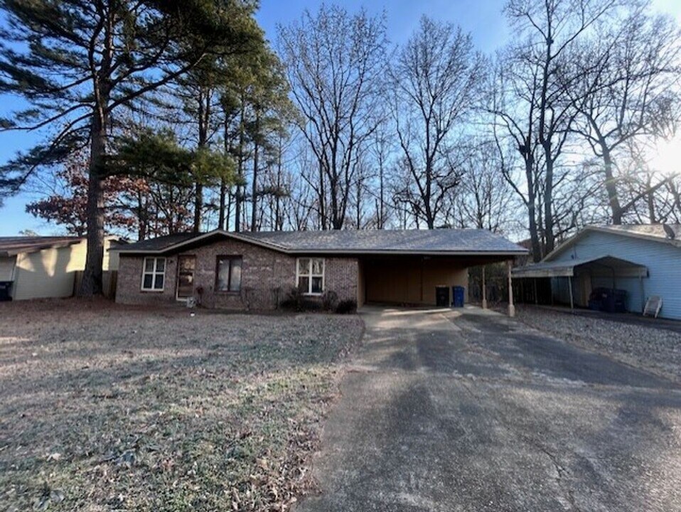 1018 Freeman St in Jonesboro, AR - Building Photo