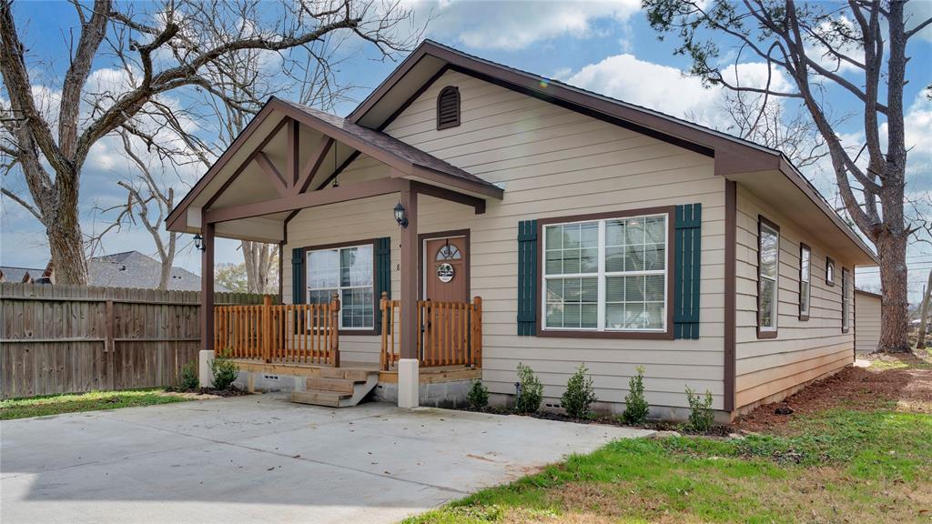 8214 Peekskill Ln in Houston, TX - Foto de edificio