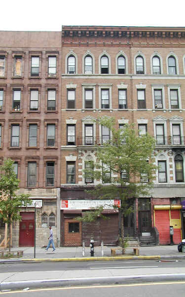 410 Malcolm X Blvd in New York, NY - Building Photo