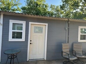 110 N Line St in Weatherford, TX - Building Photo - Building Photo