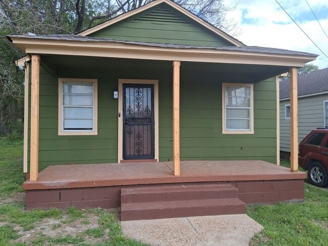 property at 1618 Pennsylvania St