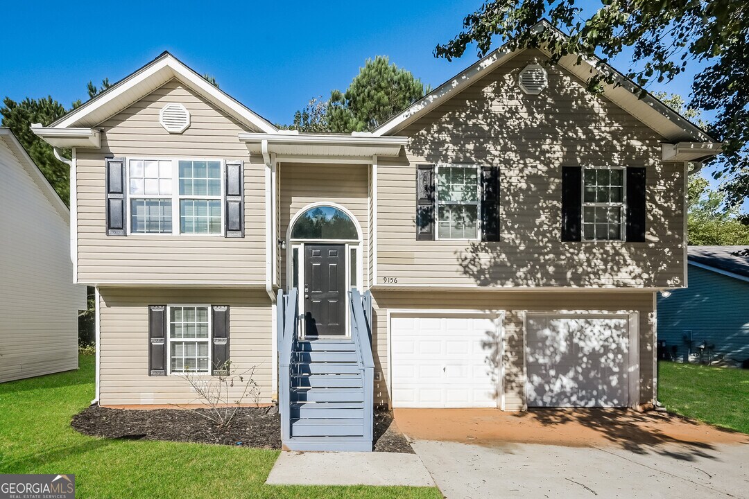 9156 Jefferson Village Dr SW in Covington, GA - Building Photo