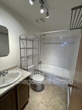 1001-1002 2 Ave NW in Calgary, AB - Building Photo - Building Photo