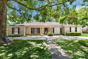1510 Belvedere Dr in Beaumont, TX - Building Photo
