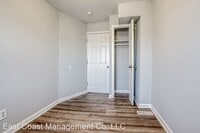 824 E 22nd St photo'