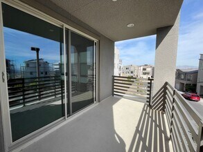 11527 Hawking Ave in Las Vegas, NV - Building Photo - Building Photo