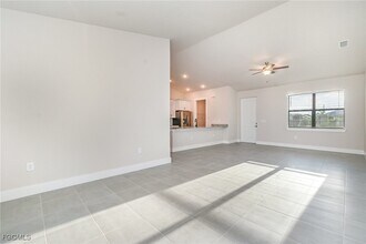 3053 NW 2nd Pl in Cape Coral, FL - Building Photo - Building Photo