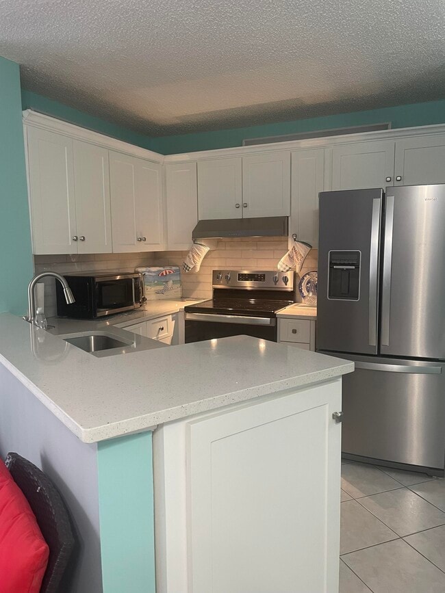 property at 7523 S Oriole Blvd