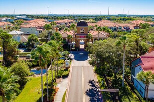 Madison Gateway in St. Petersburg, FL - Building Photo