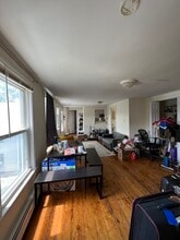 95 Moore St, Unit 3 in Cambridge, MA - Building Photo - Building Photo