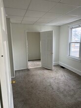 108 S Warner St, Unit A in Woodbury, NJ - Building Photo - Building Photo