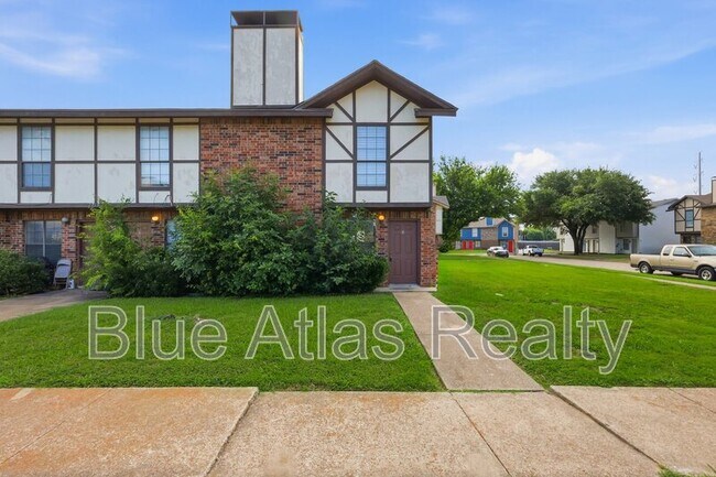 2713 Wimbledon Ct