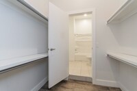 2206 N Front St photo'