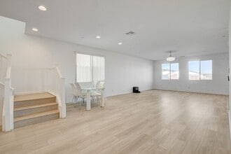 10276 Thurso Ave in Las Vegas, NV - Building Photo - Building Photo