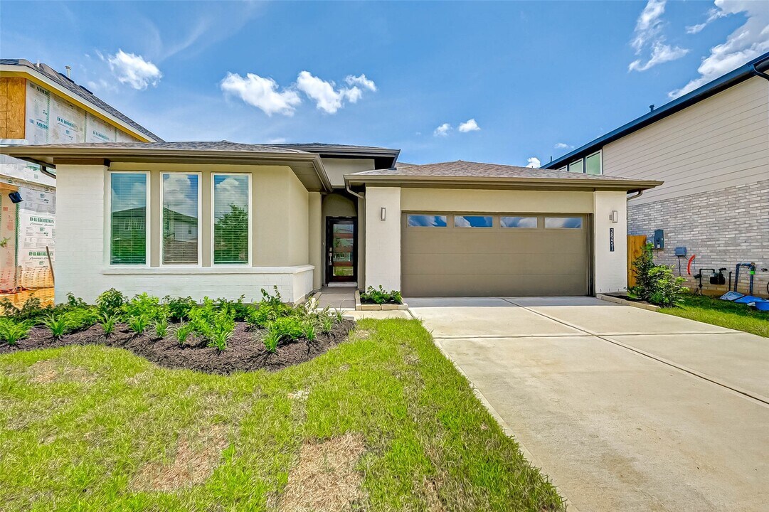 28451 Hazel Trl in Katy, TX - Building Photo
