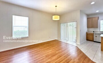 10545 Shady Falls Ct in Riverview, FL - Building Photo - Building Photo